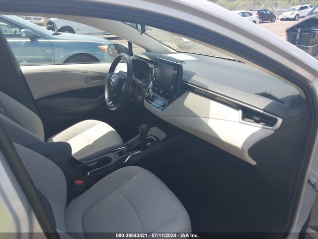 Toyota COROLLA LE 2022 5YFEPMAE2NP324115 Image 5