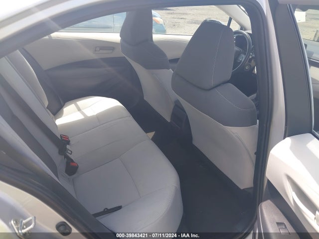Toyota COROLLA LE 2022 5YFEPMAE2NP324115 Image 8
