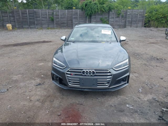 WAUC4CF56JA039318 Audi S5 3.0t Premium Plus