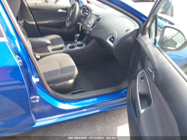 Chevrolet Cruze Lt Auto 2018 3G1BE6SM8JS655054 Image 5