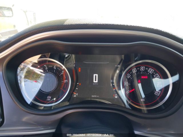 2C3CDZJG6NH159906 Dodge Challenger Gt