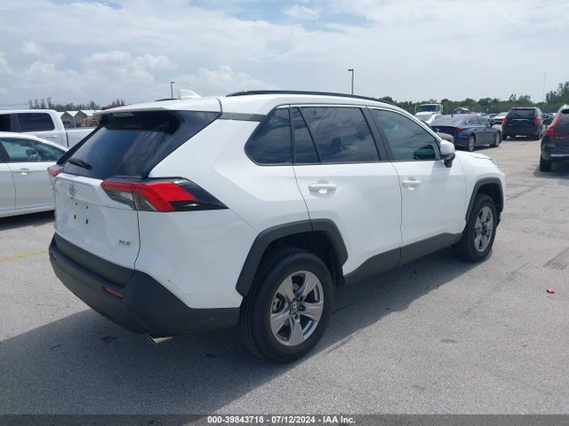 Toyota Rav4 Xle 2023 2T3W1RFV0PC244432 Image 4