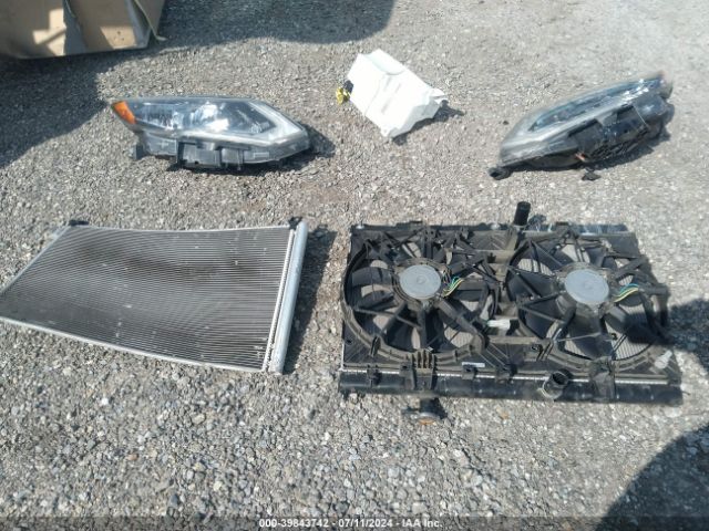 JN8AT2MT0LW034506 Nissan Rogue S Fwd
