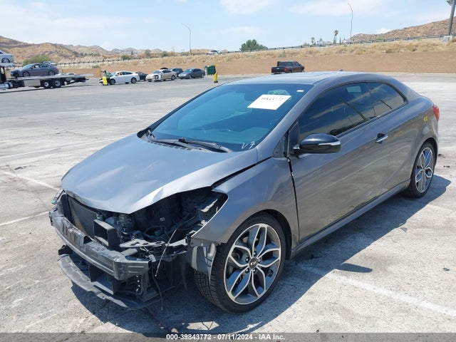 KIA Forte Koup Sx 2016 KNAFZ6A37G5629874 Image 2