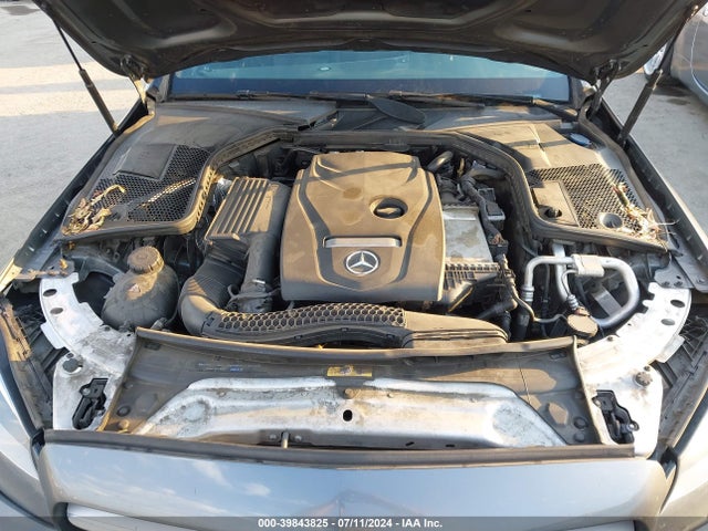 55SWF4JB6JU275888 Mercedes-Benz C 300