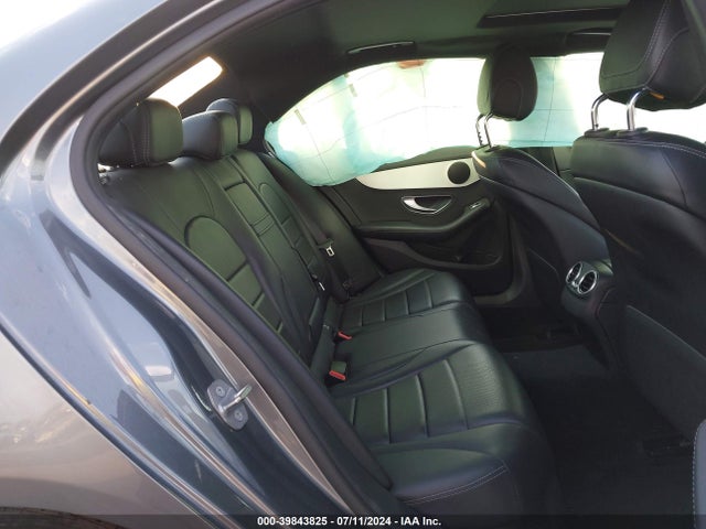 55SWF4JB6JU275888 Mercedes-Benz C 300
