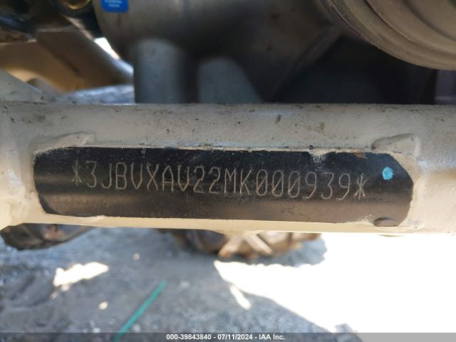 2021 CAN-AM MAVERICK X3 3JBVXAV22MK000939 Photo 9