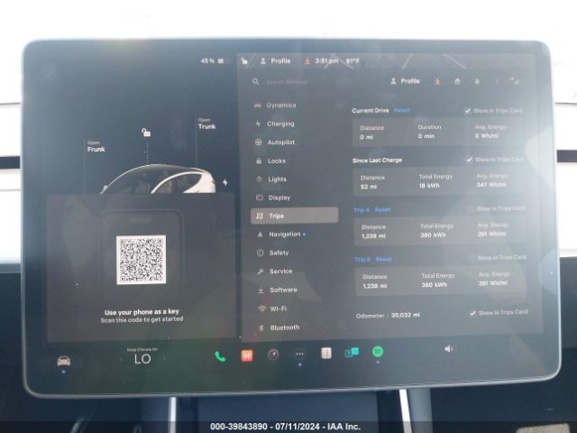 5YJYGDED8MF103997 Tesla Model Y Standard Range Rear-wheel Drive