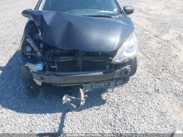 JTDKDTB33F1113837 Toyota Prius C Two