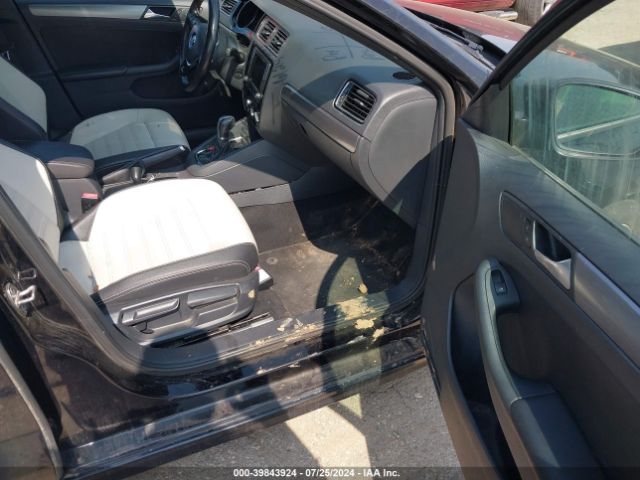 3VWD17AJ7GM391716 Volkswagen Jetta 1.8t Sport