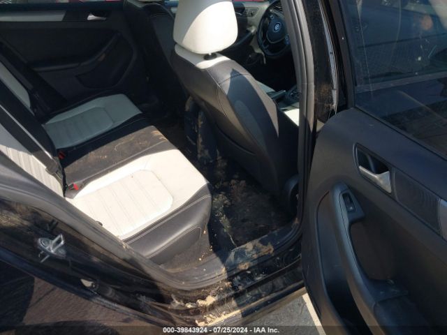 3VWD17AJ7GM391716 Volkswagen Jetta 1.8t Sport
