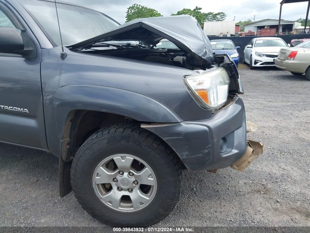 5TFUX4EN3FX031333 Toyota Tacoma
