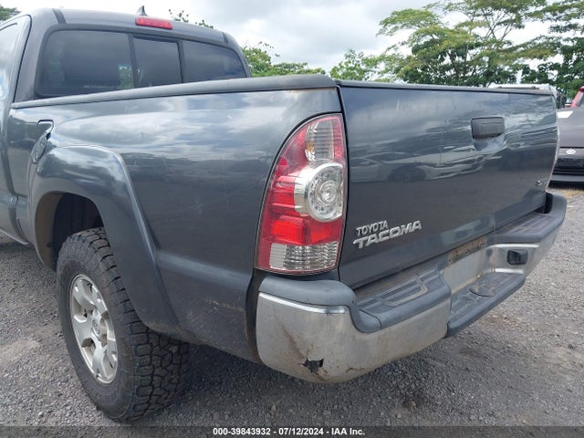 5TFUX4EN3FX031333 Toyota Tacoma