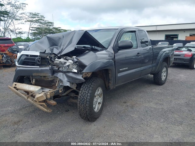 5TFUX4EN3FX031333 Toyota Tacoma