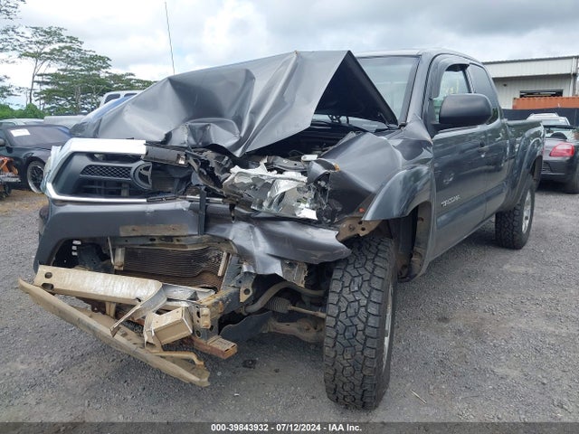 5TFUX4EN3FX031333 Toyota Tacoma