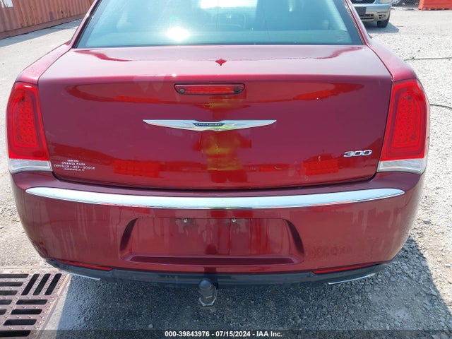 Chrysler 300 Anniversary Edition 2016 2C3CCAAG2GH224564 Image 12
