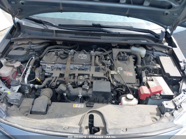 Toyota Corolla Hybrid Le 2021 JTDEAMDE2MJ014871 Image 10