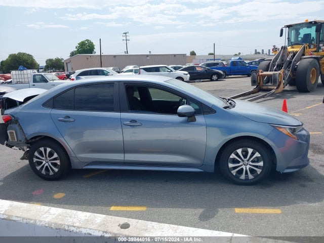 Toyota Corolla Hybrid Le 2021 JTDEAMDE2MJ014871 Image 13