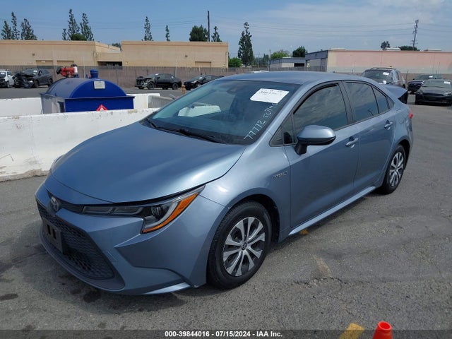 Toyota Corolla Hybrid Le 2021 JTDEAMDE2MJ014871 Image 2