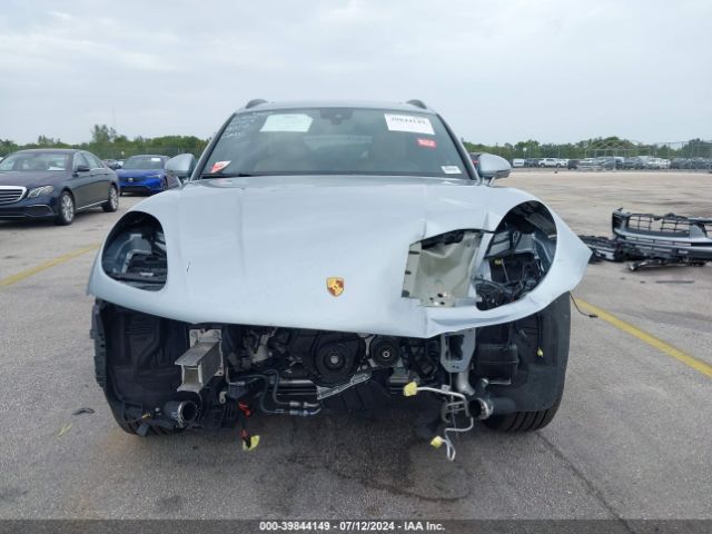 WP1AA2A54RLB04217 Porsche Macan T