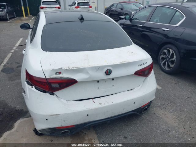 ZARFAEEN0J7597805 Alfa Romeo Giulia Ti Sport Awd