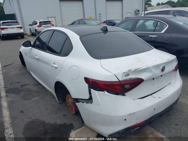 ZARFAEEN0J7597805 Alfa Romeo Giulia Ti Sport Awd