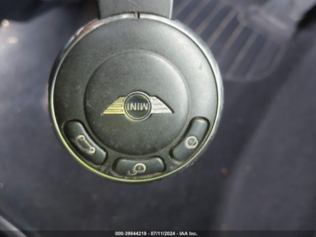 2007 MINI COOPER WMWMF33567TT55320 Photo 10
