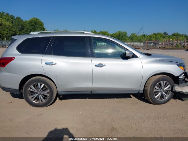 5N1DR2BM8LC616661 Nissan Pathfinder Sv 4wd