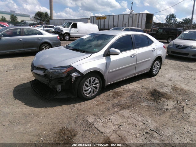 Toyota COROLLA LE 2017 2T1BURHE0HC835793 Image 2