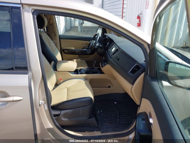 KNDMC5C10F6048145 KIA SEDONA EX