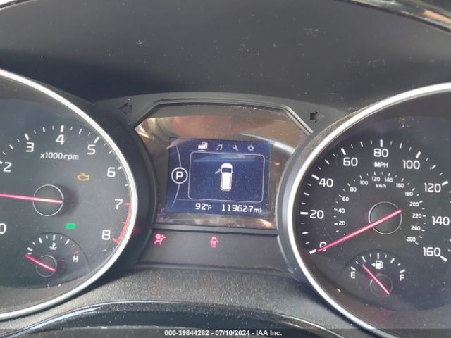 KNDMC5C10F6048145 KIA SEDONA EX