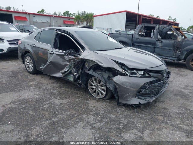 Toyota CAMRY LE 2020 4T1C11AK9LU370825 main image