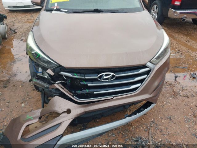 KM8J33A26HU372102 Hyundai Tucson Eco