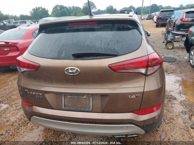 KM8J33A26HU372102 Hyundai Tucson Eco