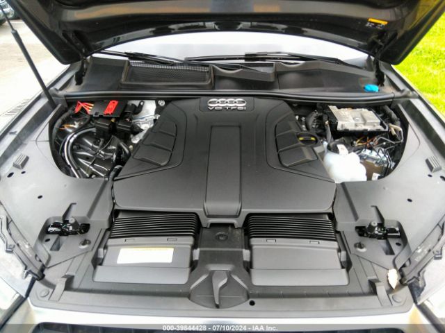 WA1LAAF77JD049916 Audi Q7 3.0t Premium