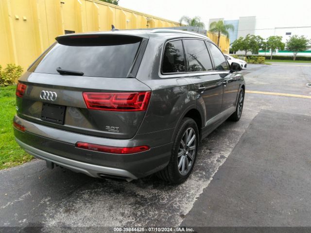 WA1LAAF77JD049916 Audi Q7 3.0t Premium