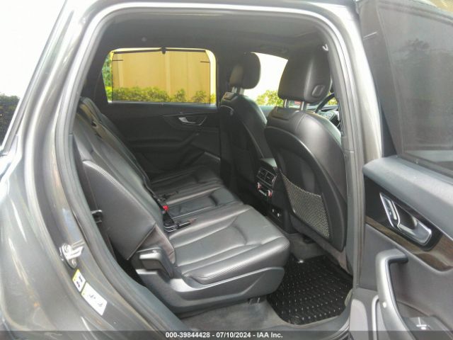 WA1LAAF77JD049916 Audi Q7 3.0t Premium