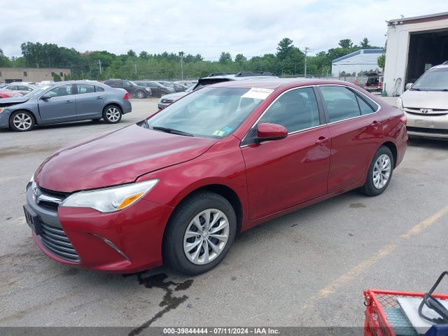 Toyota CAMRY LE 2015 4T1BF1FK0FU969865 Image 2