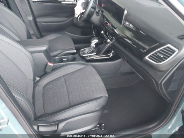 KNDEU2AA6R7596393 KIA SELTOS S