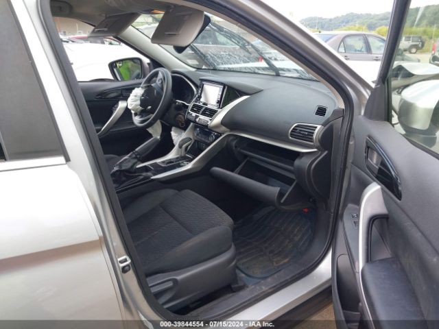 JA4AT3AA9JZ065781 Mitsubishi Eclipse Cross Es