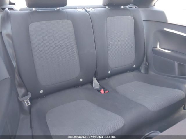 3VWF17AT7EM643200 Volkswagen Beetle 1.8t Entry