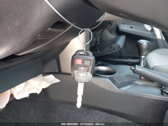 Toyota Rav4 Xle 2015 2T3WFREV0FW155024 Image 11