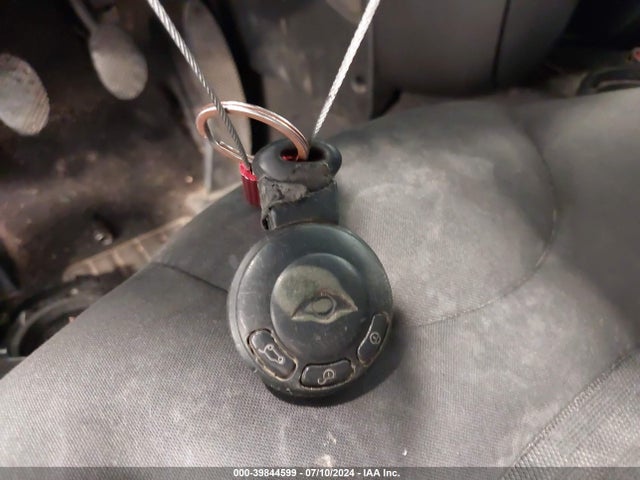 2009 MINI COOPER WMWMF33509TU74242 Photo 10