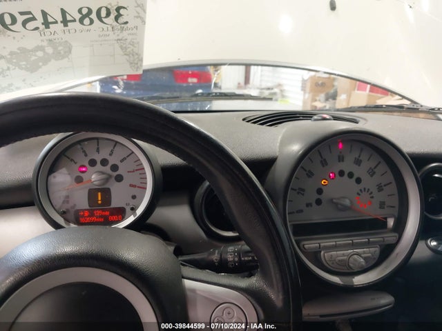 2009 MINI COOPER WMWMF33509TU74242 Photo 6