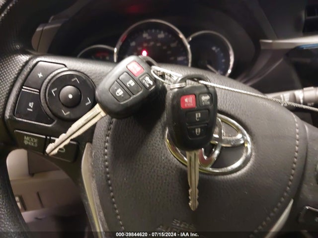 Toyota COROLLA LE 2015 5YFBURHE4FP310958 Image 11