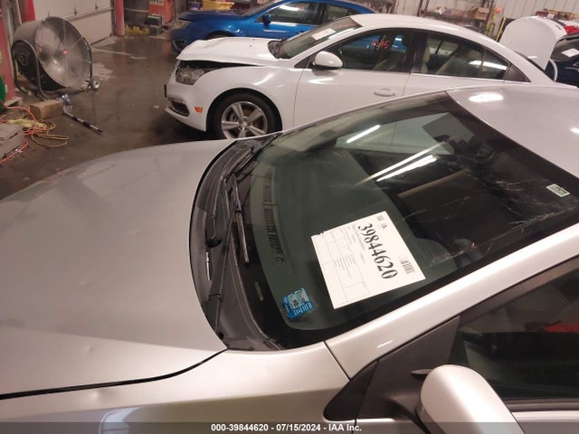 Toyota COROLLA LE 2015 5YFBURHE4FP310958 Image 6