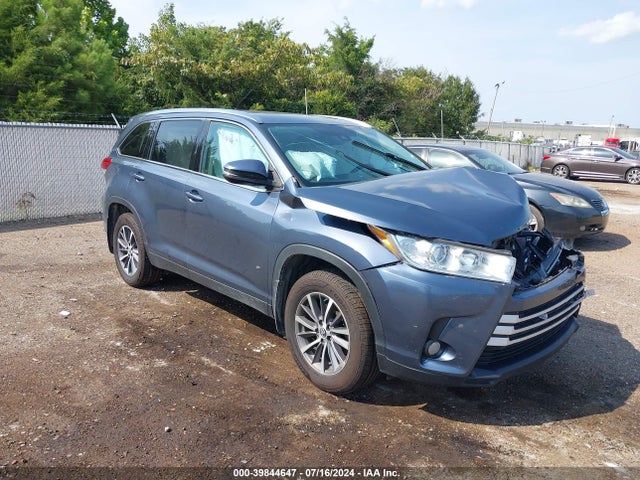 Toyota Highlander Xle 2019 5TDJZRFHXKS945761 zdjęcie główne