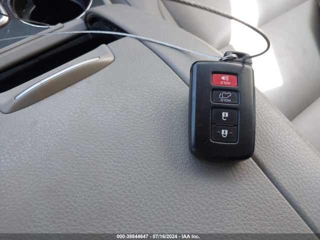 Toyota Highlander Xle 2019 5TDJZRFHXKS945761 Image 11