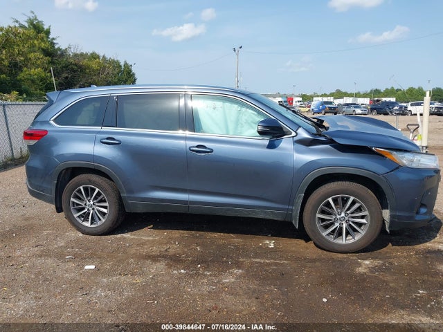 Toyota Highlander Xle 2019 5TDJZRFHXKS945761 Image 13