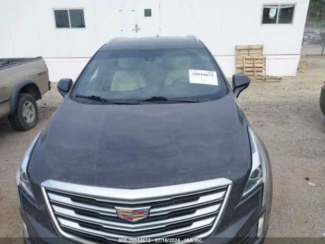 1GYKNARSXHZ244955 Cadillac Xt5 Standard